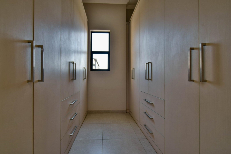 4 Bedroom Property for Sale in Midstream Estate Gauteng