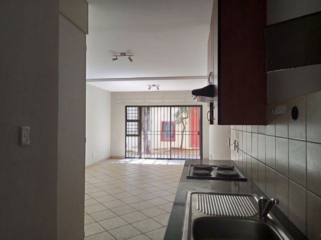 0 Bedroom Property for Sale in Oukraal Estate Gauteng