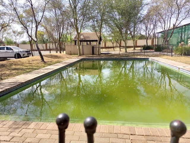 0 Bedroom Property for Sale in Oukraal Estate Gauteng