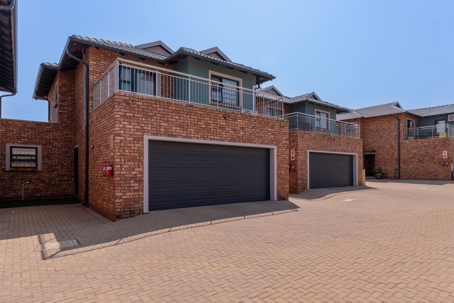 3 Bedroom Property for Sale in Rynfield Gauteng
