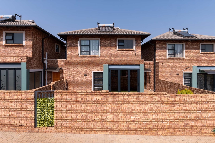 3 Bedroom Property for Sale in Rynfield Gauteng