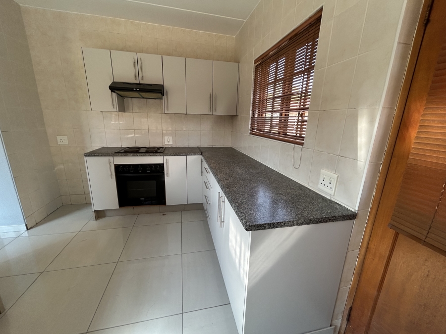 To Let 3 Bedroom Property for Rent in Kyalami Hills Gauteng