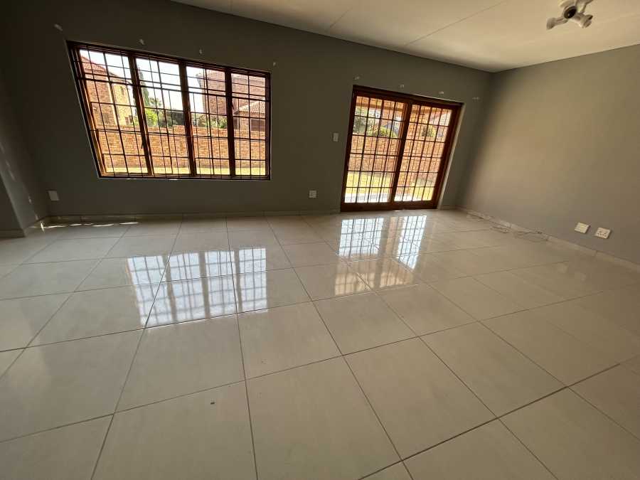 To Let 3 Bedroom Property for Rent in Kyalami Hills Gauteng