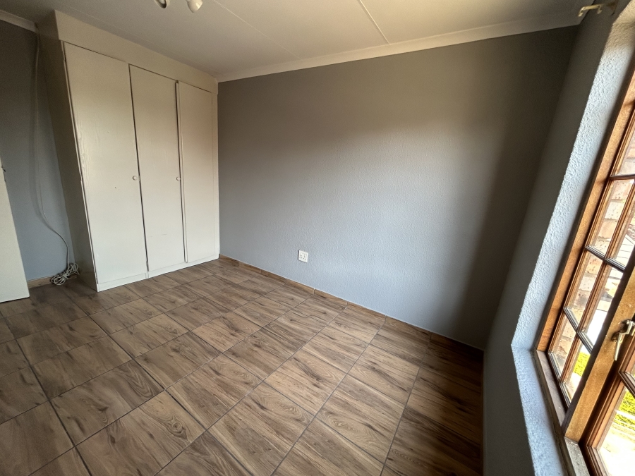 To Let 3 Bedroom Property for Rent in Kyalami Hills Gauteng