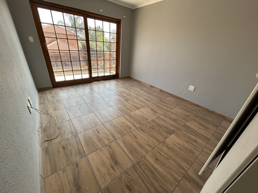 To Let 3 Bedroom Property for Rent in Kyalami Hills Gauteng