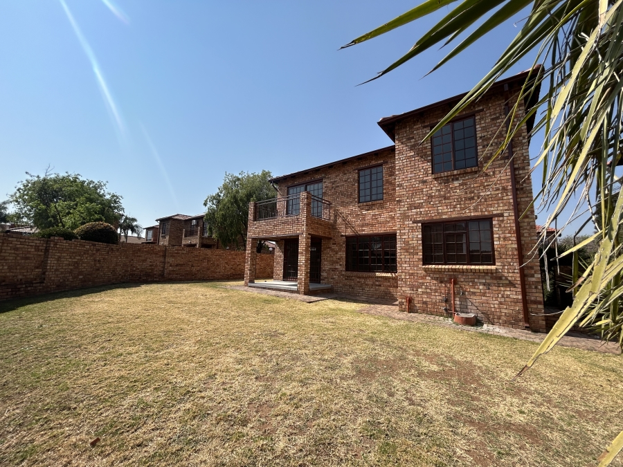 To Let 3 Bedroom Property for Rent in Kyalami Hills Gauteng