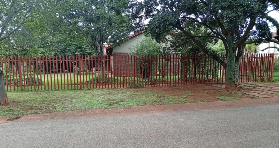 3 Bedroom Property for Sale in Carletonville Central Gauteng