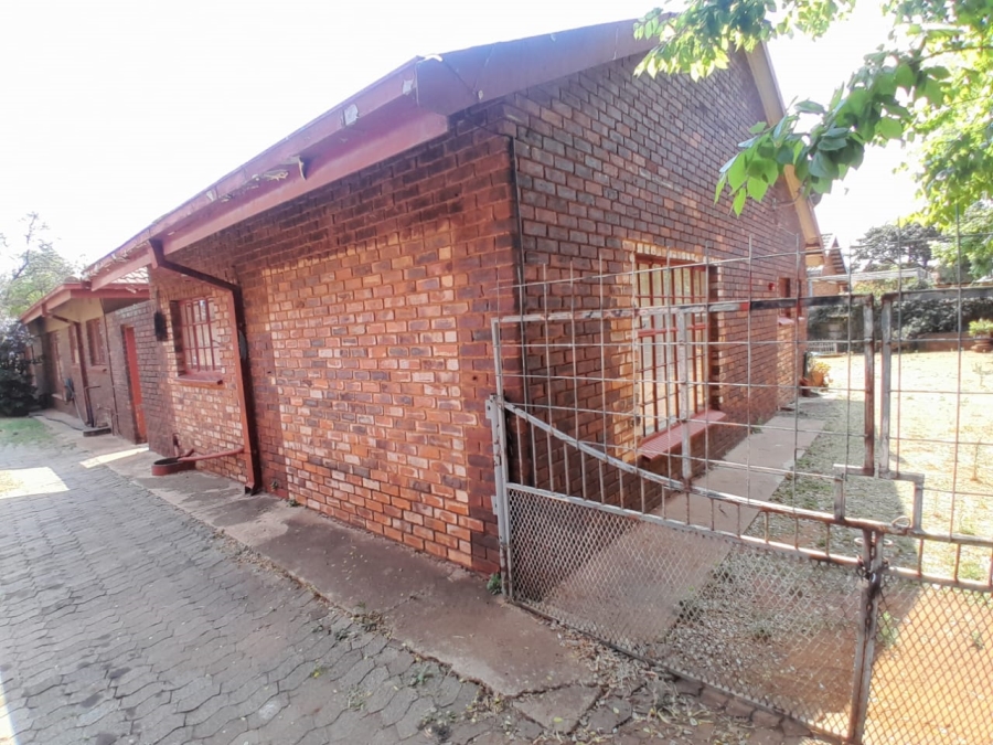 3 Bedroom Property for Sale in Carletonville Central Gauteng