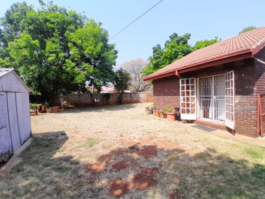 3 Bedroom Property for Sale in Carletonville Central Gauteng