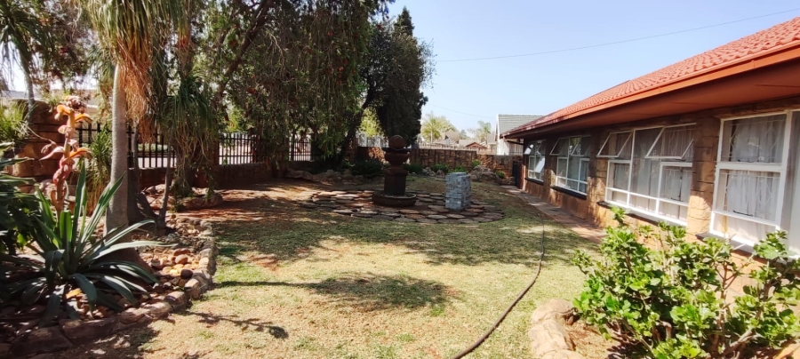 3 Bedroom Property for Sale in Greenhills Gauteng