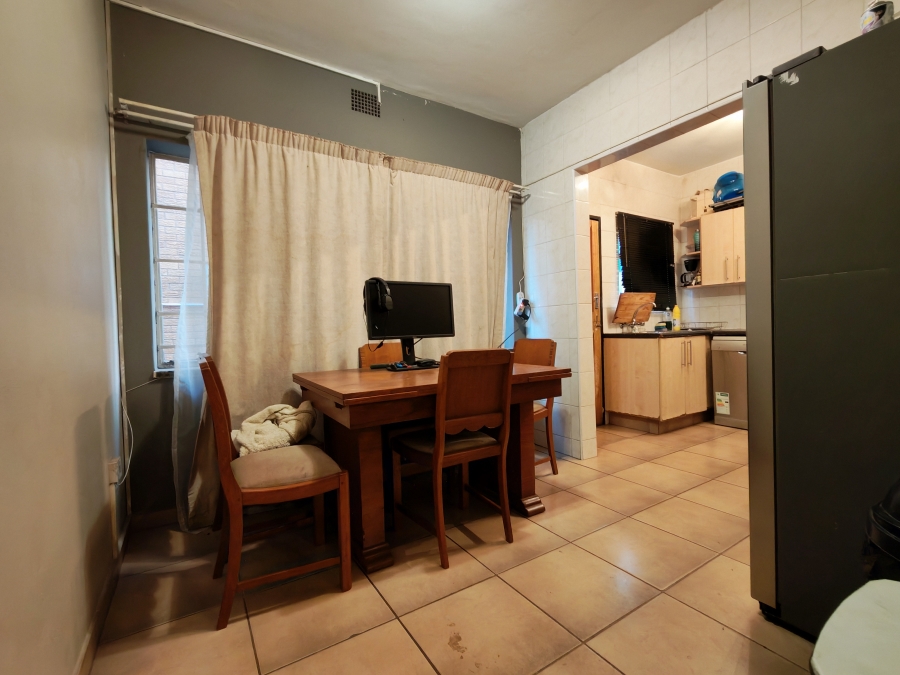 2 Bedroom Property for Sale in Rhodesfield Gauteng