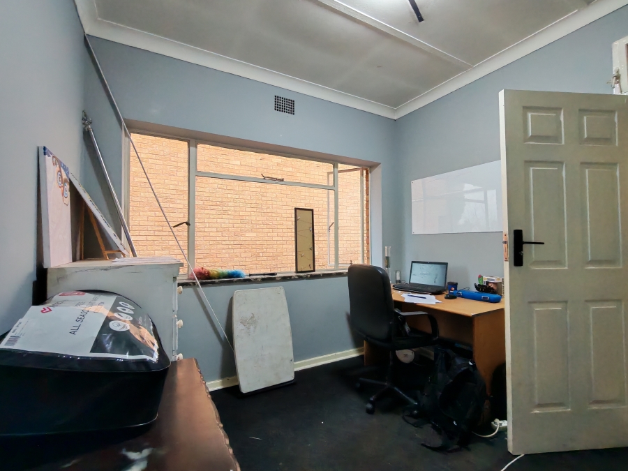 2 Bedroom Property for Sale in Rhodesfield Gauteng