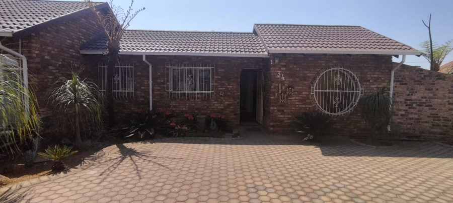 3 Bedroom Property for Sale in Randpoort Gauteng
