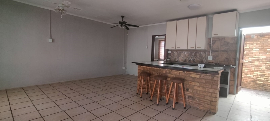 3 Bedroom Property for Sale in Randpoort Gauteng