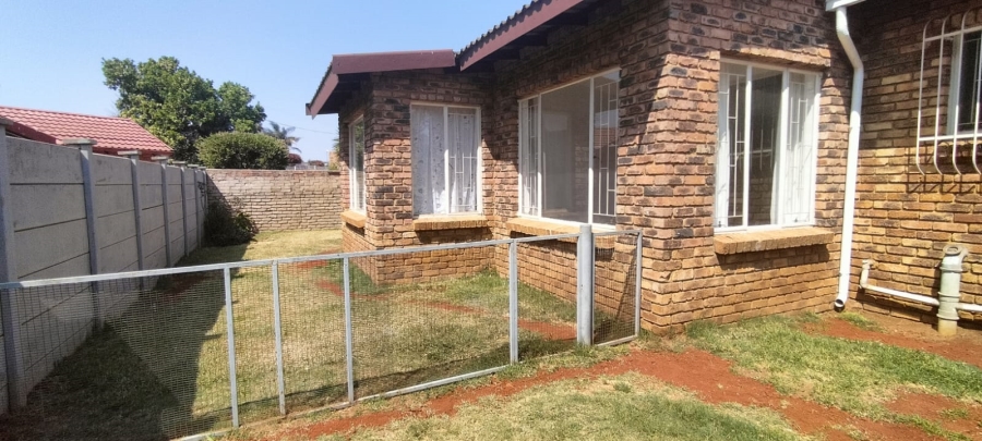 3 Bedroom Property for Sale in Randpoort Gauteng