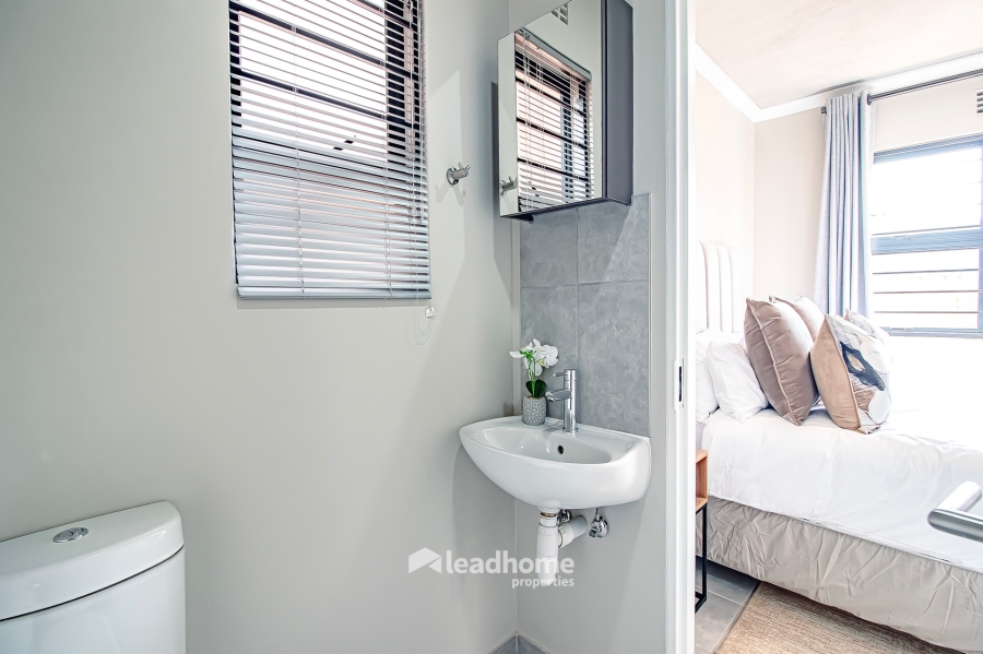 2 Bedroom Property for Sale in Montana Gauteng