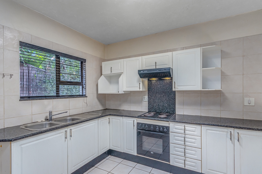 To Let 3 Bedroom Property for Rent in North Riding Gauteng