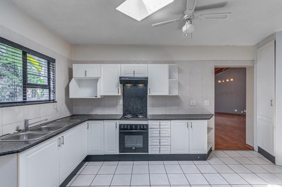 To Let 3 Bedroom Property for Rent in North Riding Gauteng