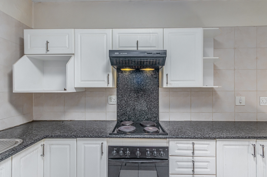 To Let 3 Bedroom Property for Rent in North Riding Gauteng