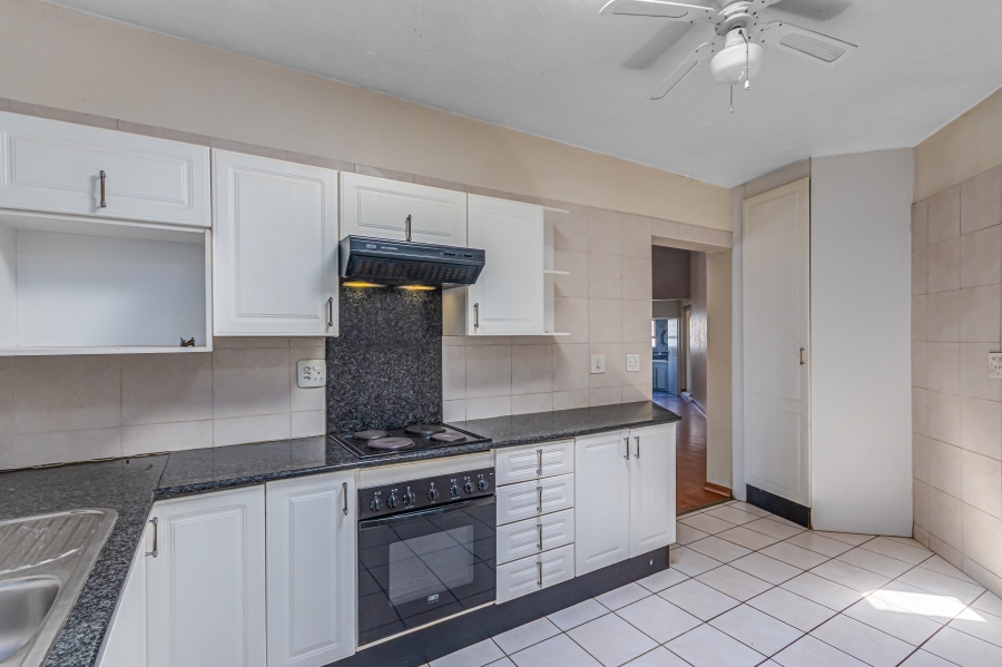 To Let 3 Bedroom Property for Rent in North Riding Gauteng