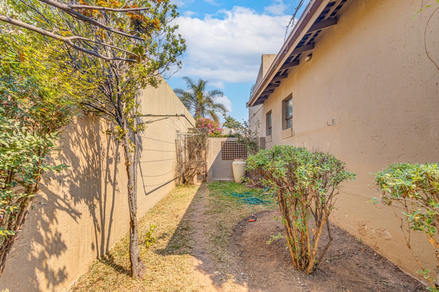 To Let 3 Bedroom Property for Rent in North Riding Gauteng