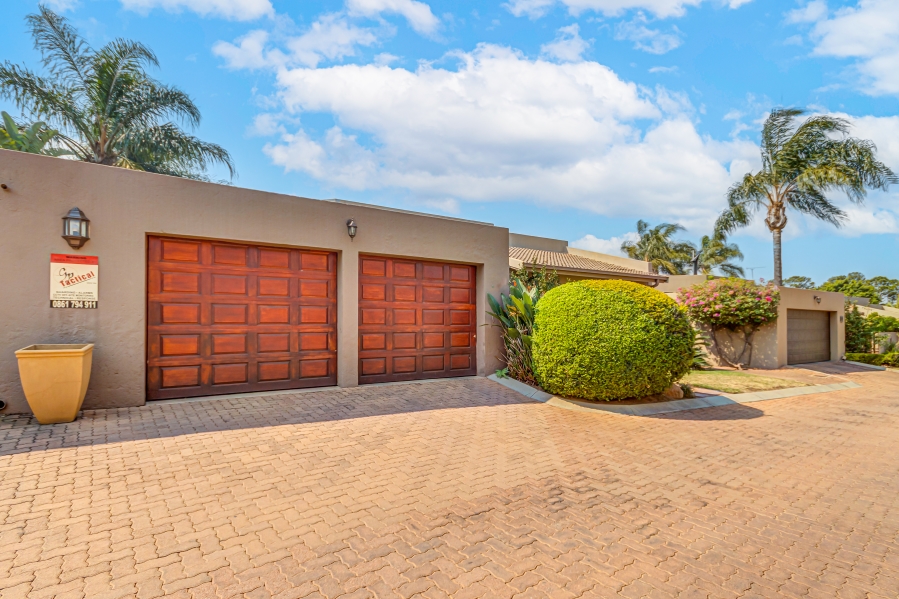 To Let 3 Bedroom Property for Rent in North Riding Gauteng
