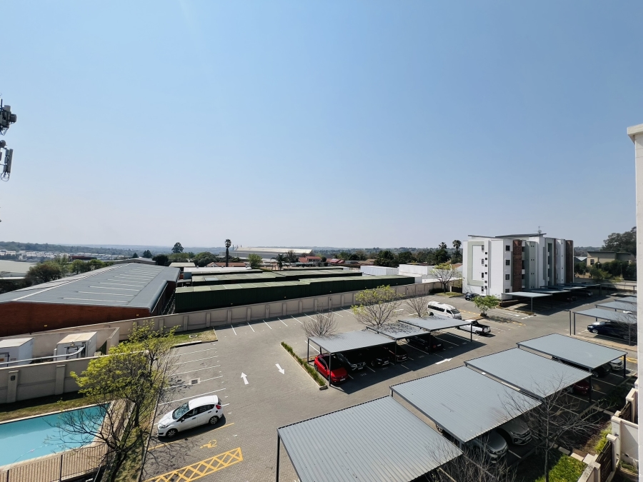 2 Bedroom Property for Sale in Ferndale Gauteng
