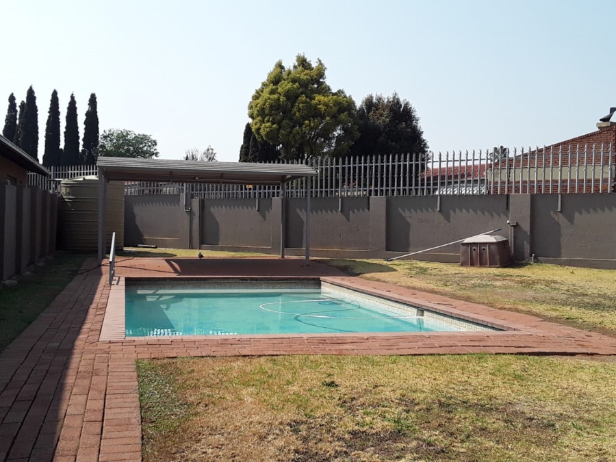 To Let 3 Bedroom Property for Rent in Witfield Gauteng