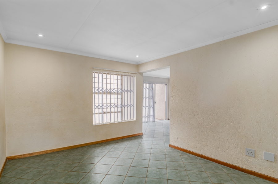 To Let 3 Bedroom Property for Rent in Witfield Gauteng
