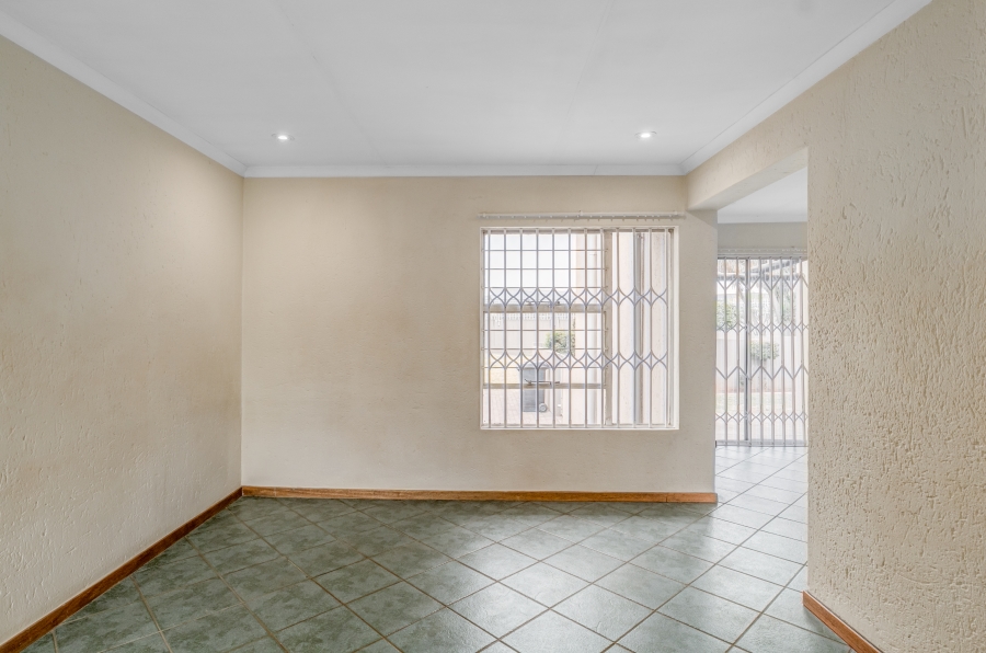 To Let 3 Bedroom Property for Rent in Witfield Gauteng