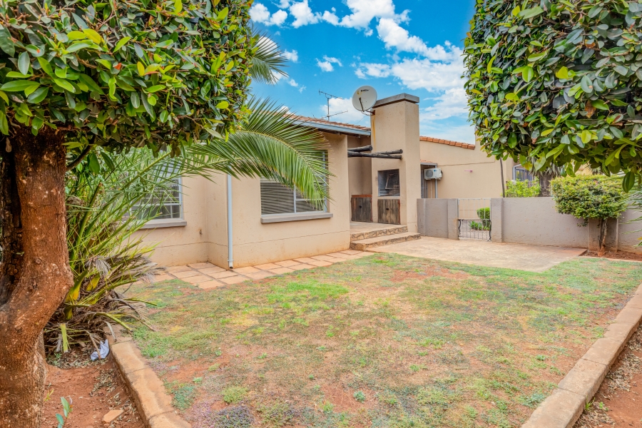 To Let 3 Bedroom Property for Rent in Witfield Gauteng