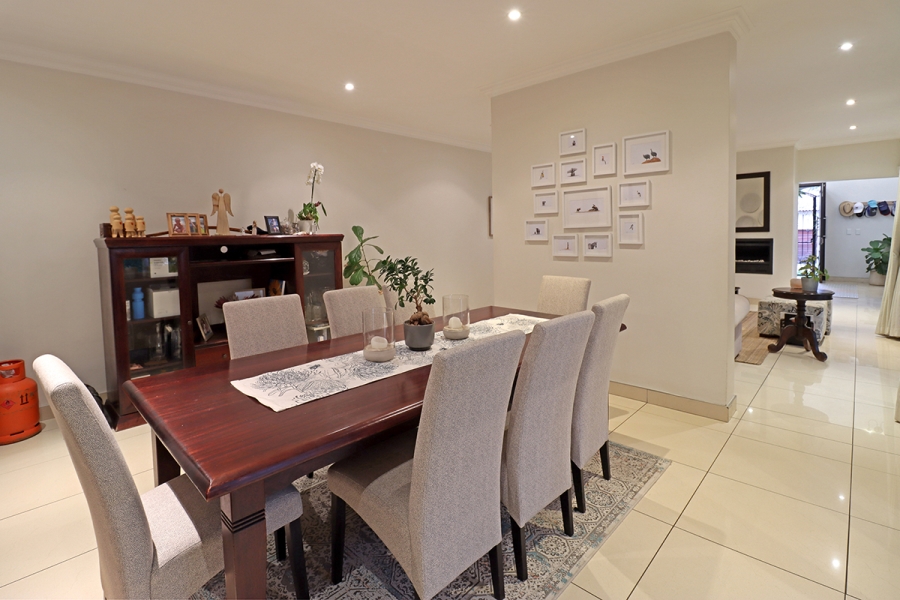 5 Bedroom Property for Sale in Bryanston Gauteng