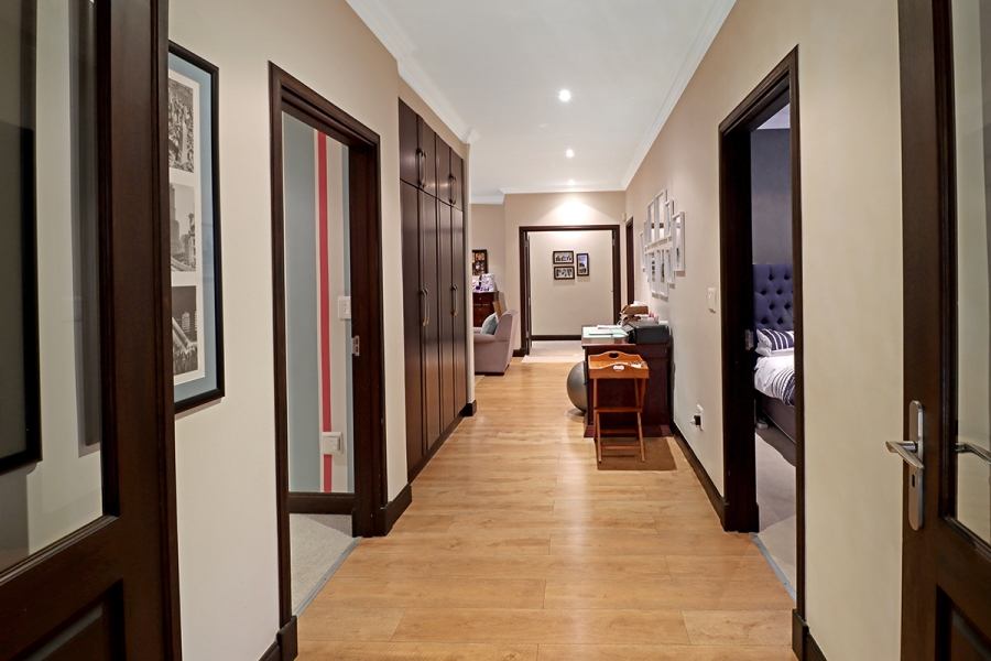 5 Bedroom Property for Sale in Bryanston Gauteng