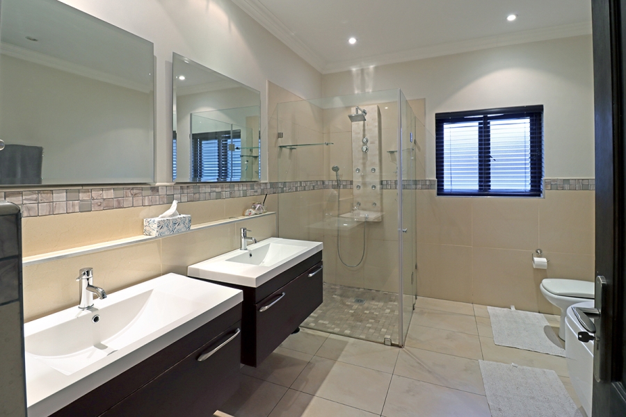 5 Bedroom Property for Sale in Bryanston Gauteng