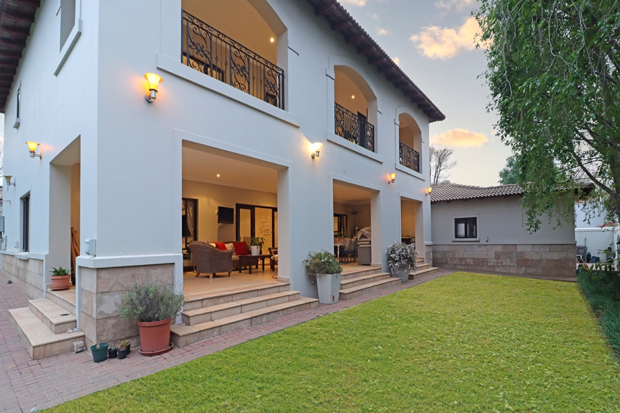 5 Bedroom Property for Sale in Bryanston Gauteng