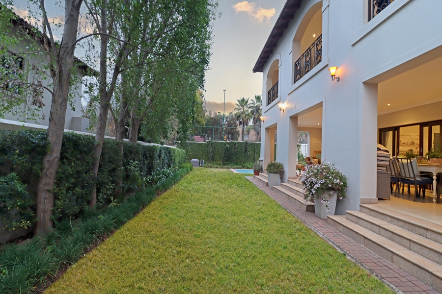 5 Bedroom Property for Sale in Bryanston Gauteng