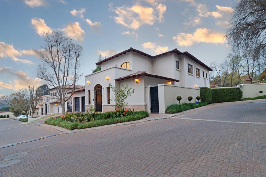 5 Bedroom Property for Sale in Bryanston Gauteng