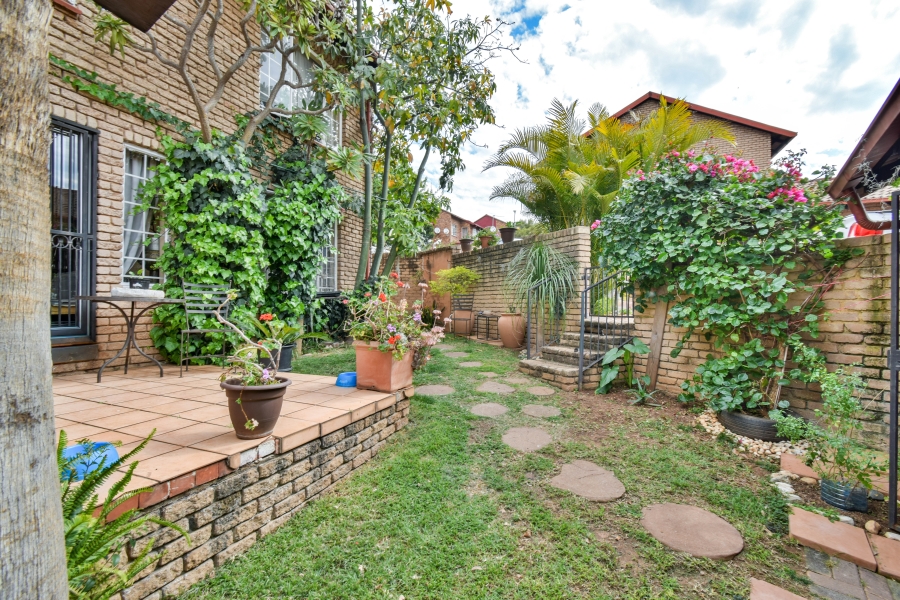 4 Bedroom Property for Sale in Moreleta Park Gauteng