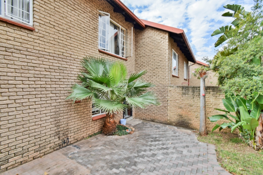 4 Bedroom Property for Sale in Moreleta Park Gauteng