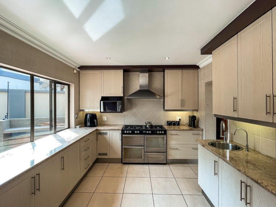 3 Bedroom Property for Sale in Sunward Park Gauteng