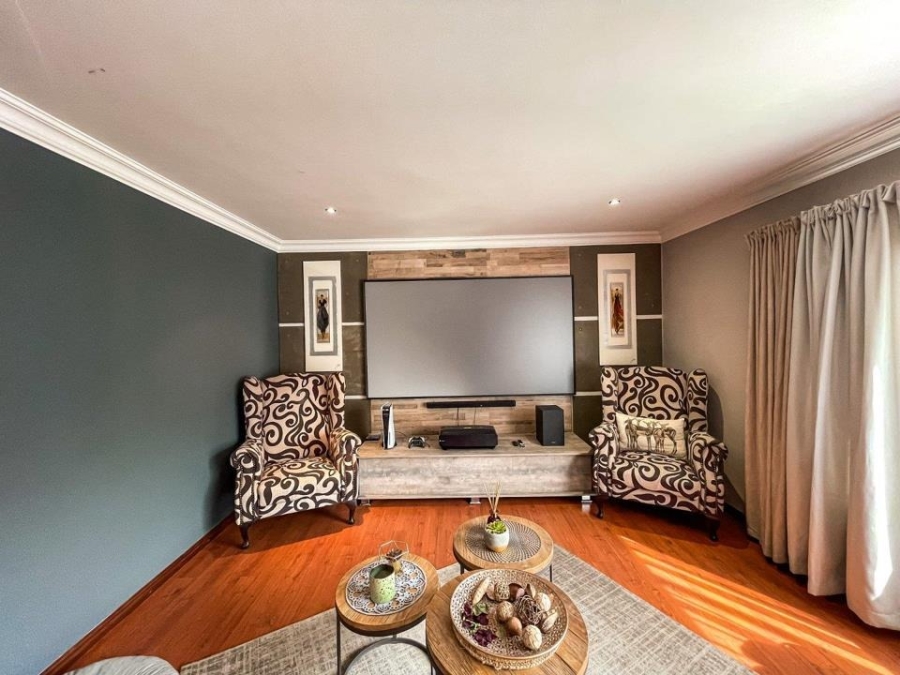 3 Bedroom Property for Sale in Sunward Park Gauteng