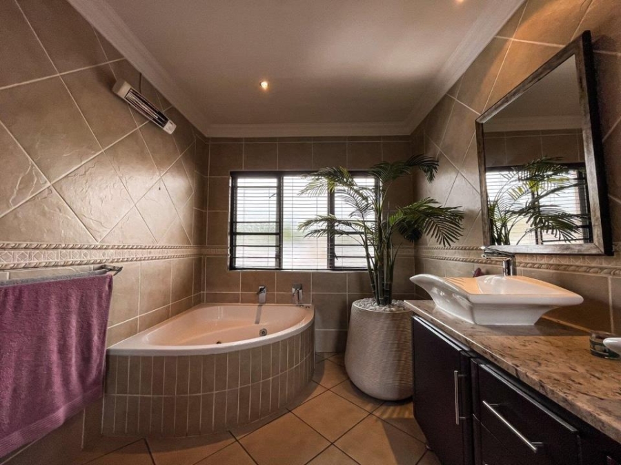 3 Bedroom Property for Sale in Sunward Park Gauteng