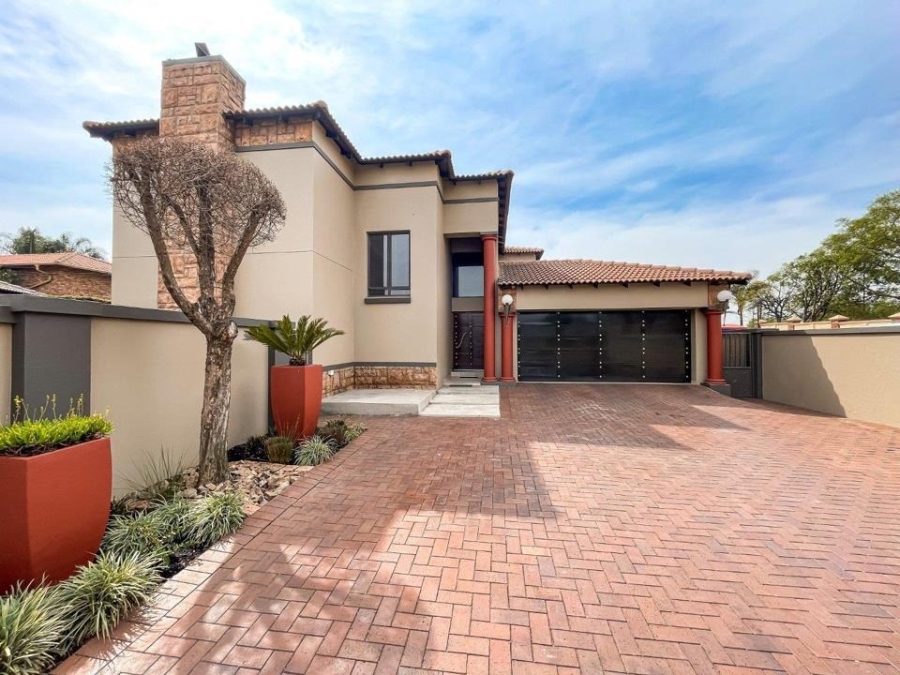 3 Bedroom Property for Sale in Sunward Park Gauteng