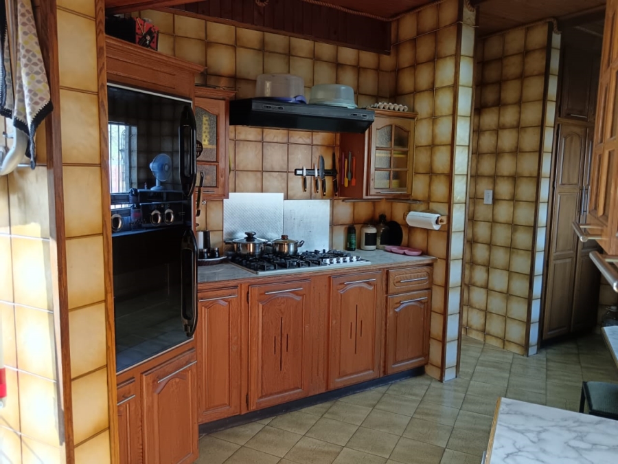 4 Bedroom Property for Sale in Selcourt Gauteng