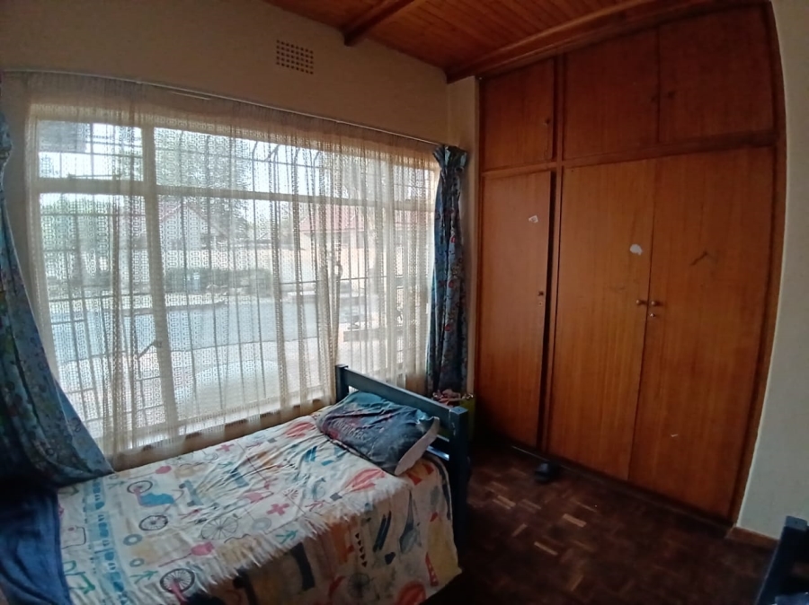 4 Bedroom Property for Sale in Selcourt Gauteng