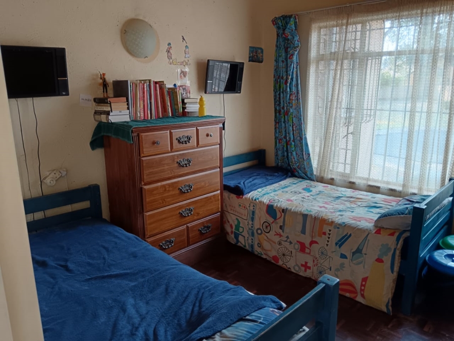 4 Bedroom Property for Sale in Selcourt Gauteng