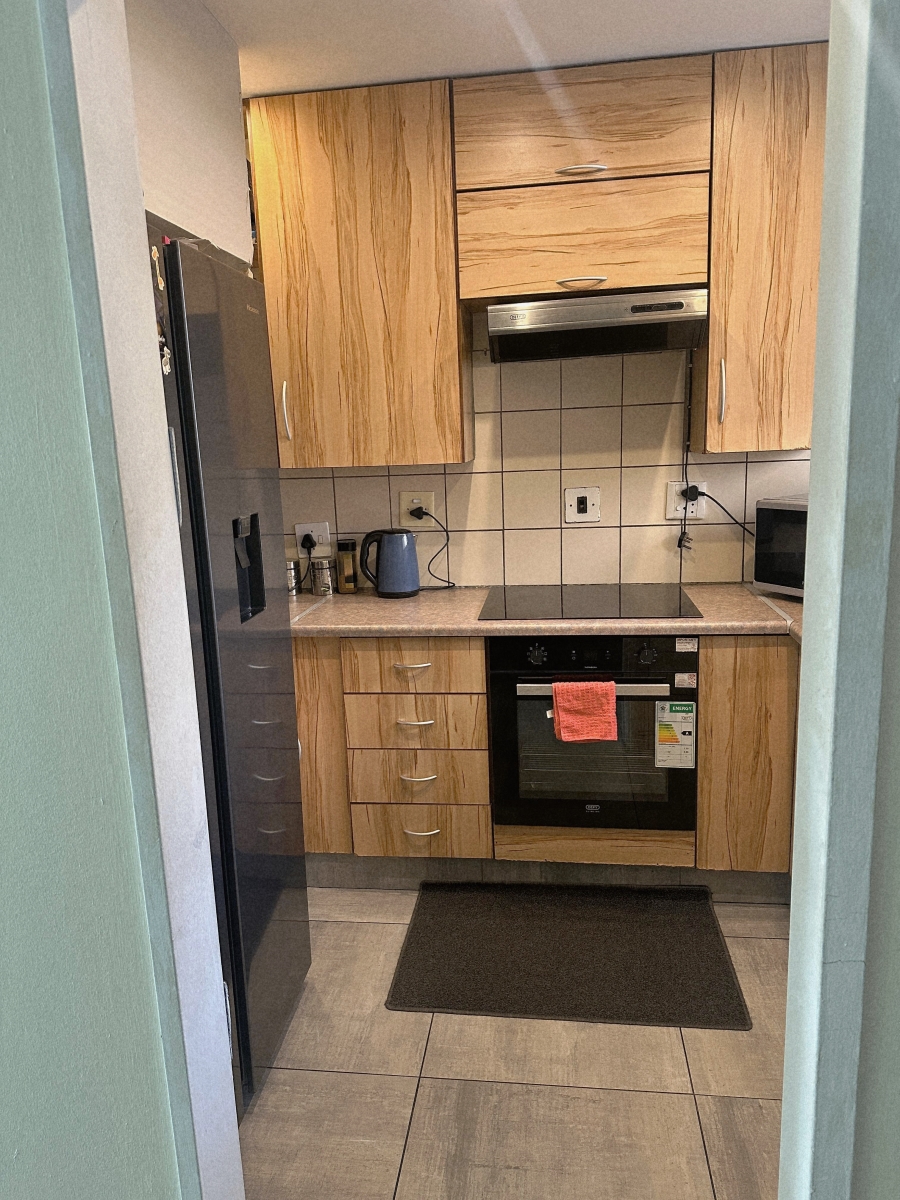 2 Bedroom Property for Sale in Gezina Gauteng
