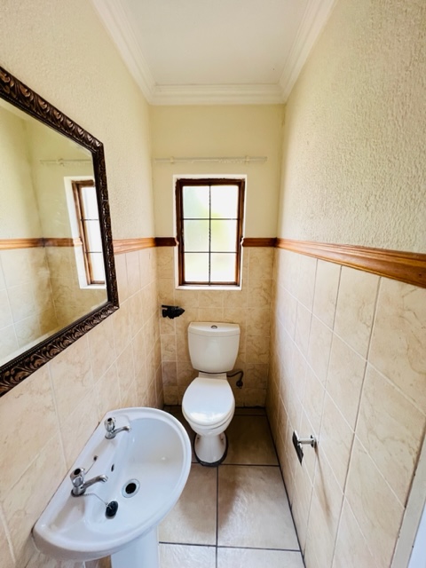 To Let 2 Bedroom Property for Rent in Country View Estate Gauteng