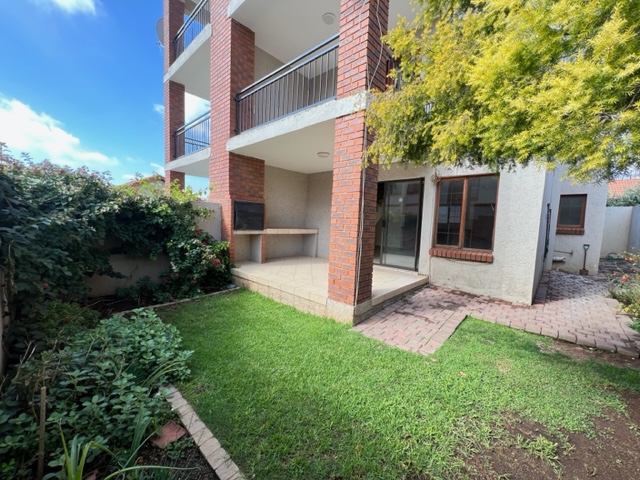 To Let 2 Bedroom Property for Rent in Country View Estate Gauteng