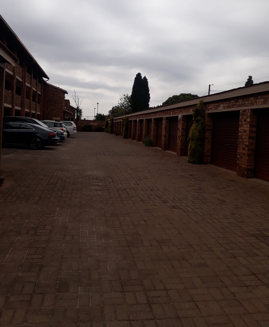 3 Bedroom Property for Sale in Fairland Gauteng